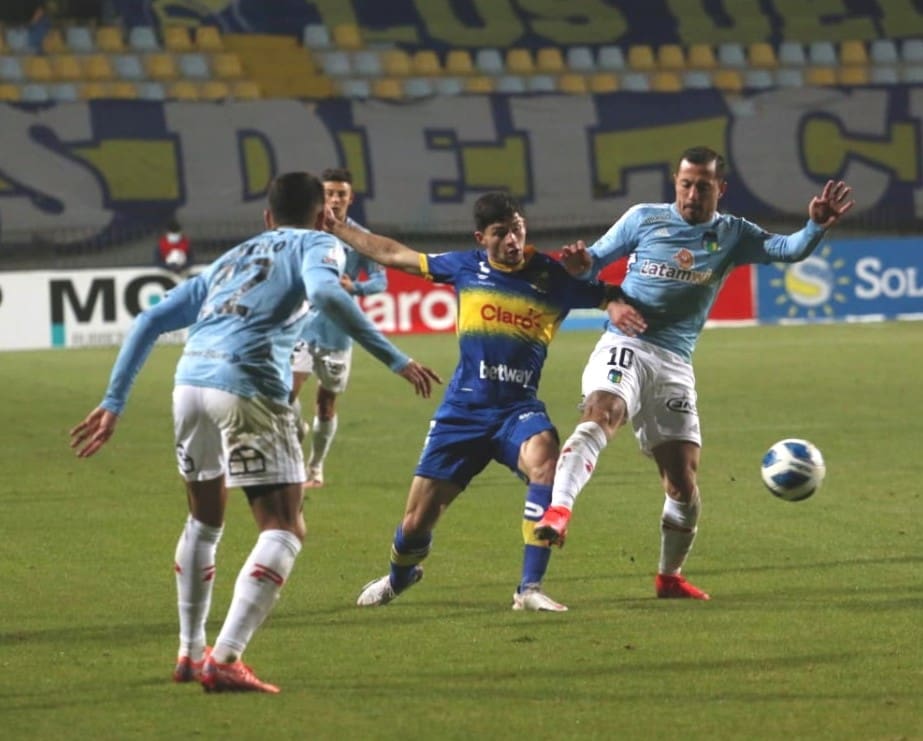 O'Higgins vs Everton