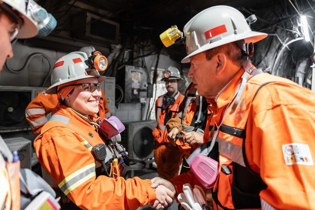La seguridad fue el principal eje de la primera visita a terreno del nuevo presidente ejecutivo de Codelco a la División El Teniente.