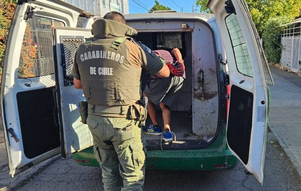 Carabineros detuvo en Rancagua a dos acusados por robo ocurrido en Curicó