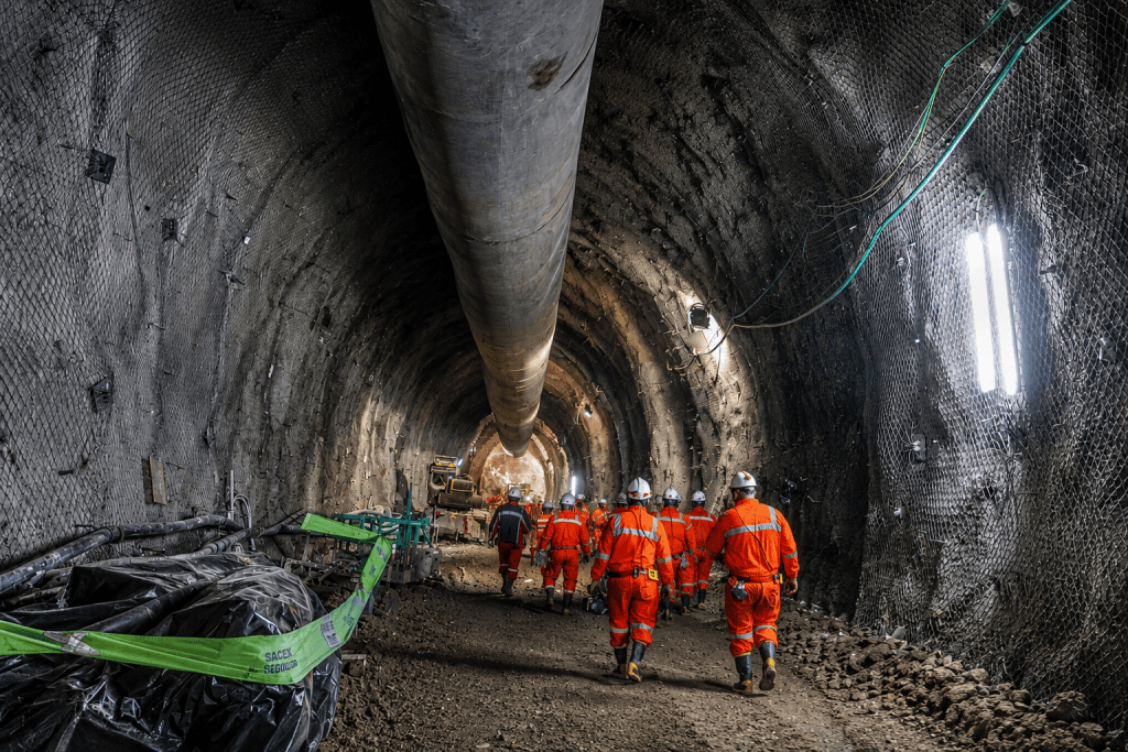 Codelco informa plan de reubicación para trabajadores afectados por la suspensión de Andes Norte