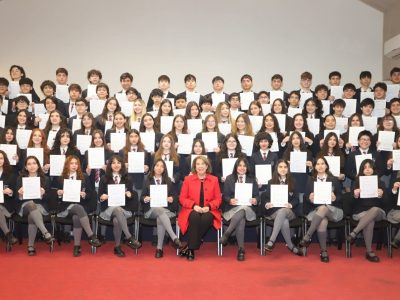 1 Alumnos que recibieron su Cerftificación de Ingles de la U. de Cambridge este año.