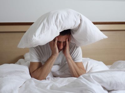 Una de cada tres personas en el mundo no consigue dormir lo suficiente cada noche. Foto: AlbinaGavrilovic-Shutterstock, facilitada por Journalistic.