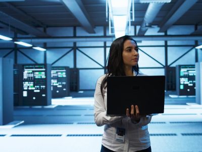 El enfrentamiento entre las IAs utilizadas dentro y fuera de la ley plantea un escenario de ciberseguridad complejo. Foto facilitada por Everythink PR.