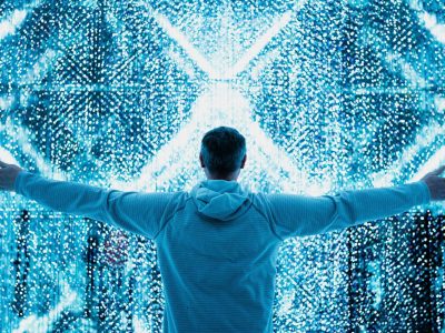 Ante la IA, nos movemos de forma errática entre la fascinación ciega y un pánico abstracto a esa tecnología. Foto: Mason C/Unsplash.