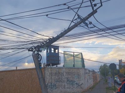 Choque a postes 03