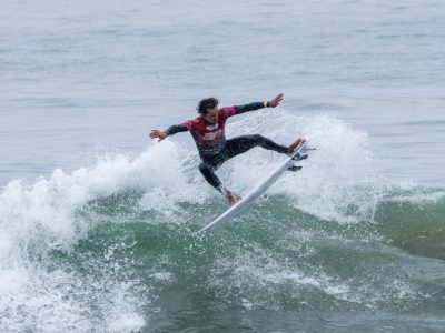 Nicolás Vargas surf
