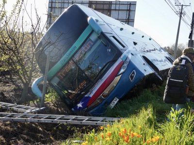 volcamiento bus 1